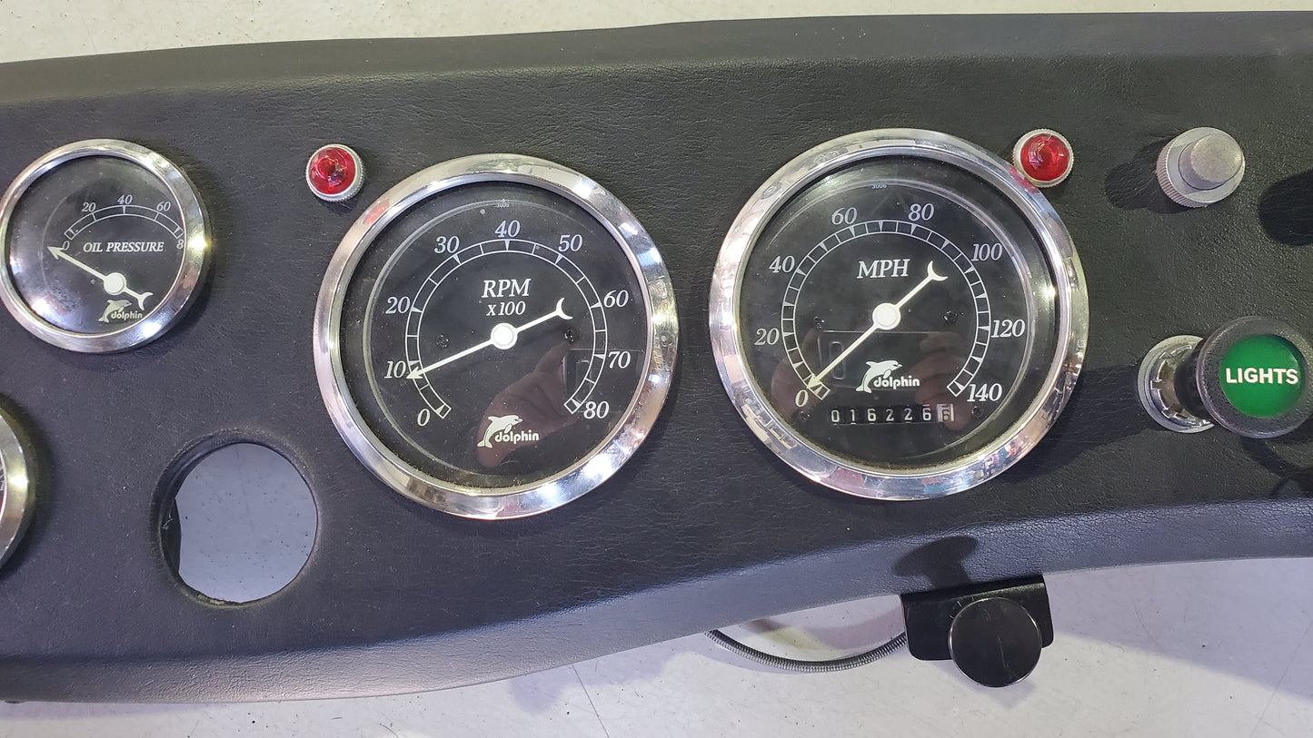 Used custom Bugeye dashboard, fully loaded with gauges and switches!