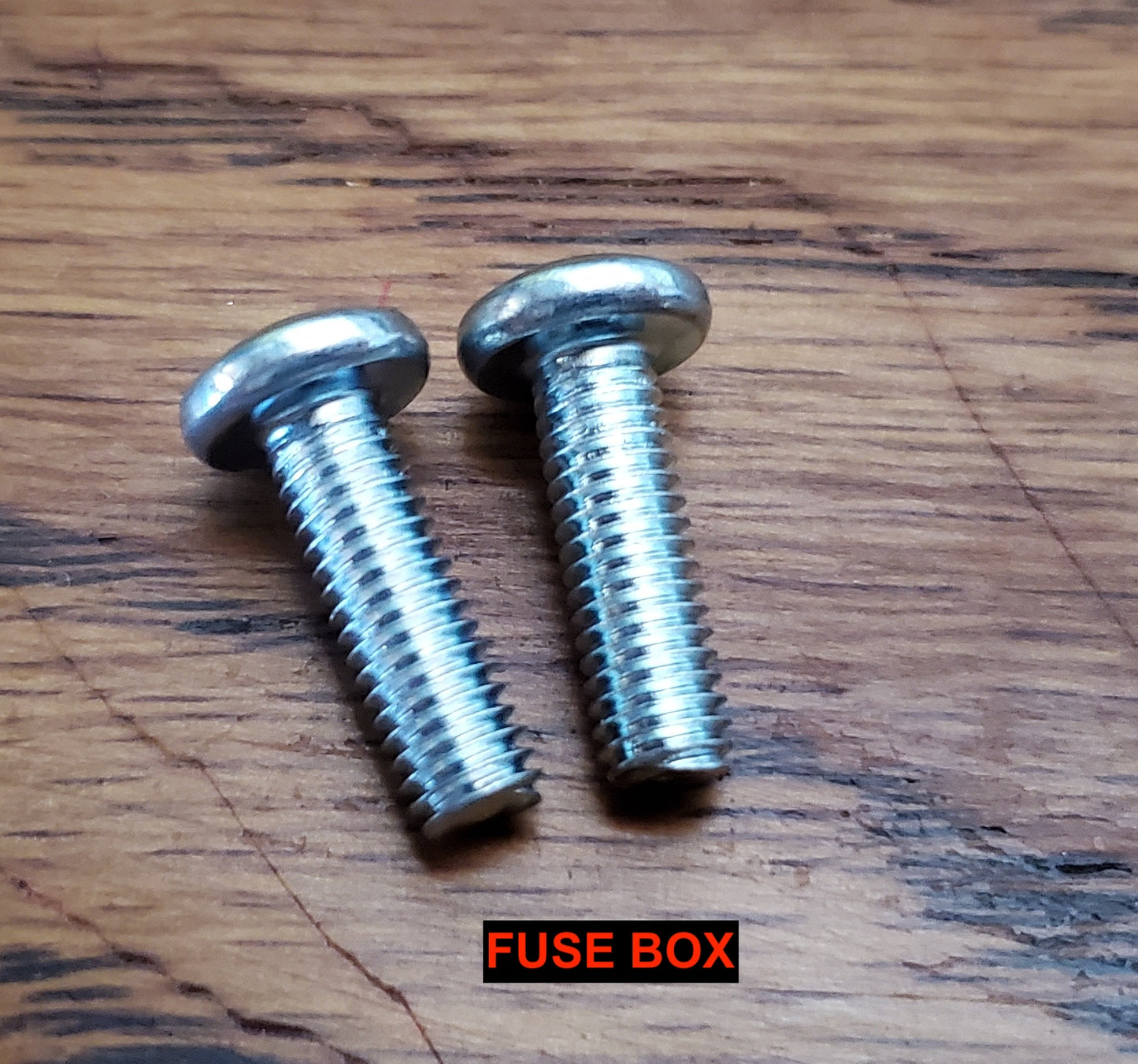 Bugeye under-bonnet screw kit (screws used to fasten hydraulic lines, windscreen washer line, temp gauge capillary tube, voltage regulator, fuse block, horn wiring, oil pressure gauge line)
