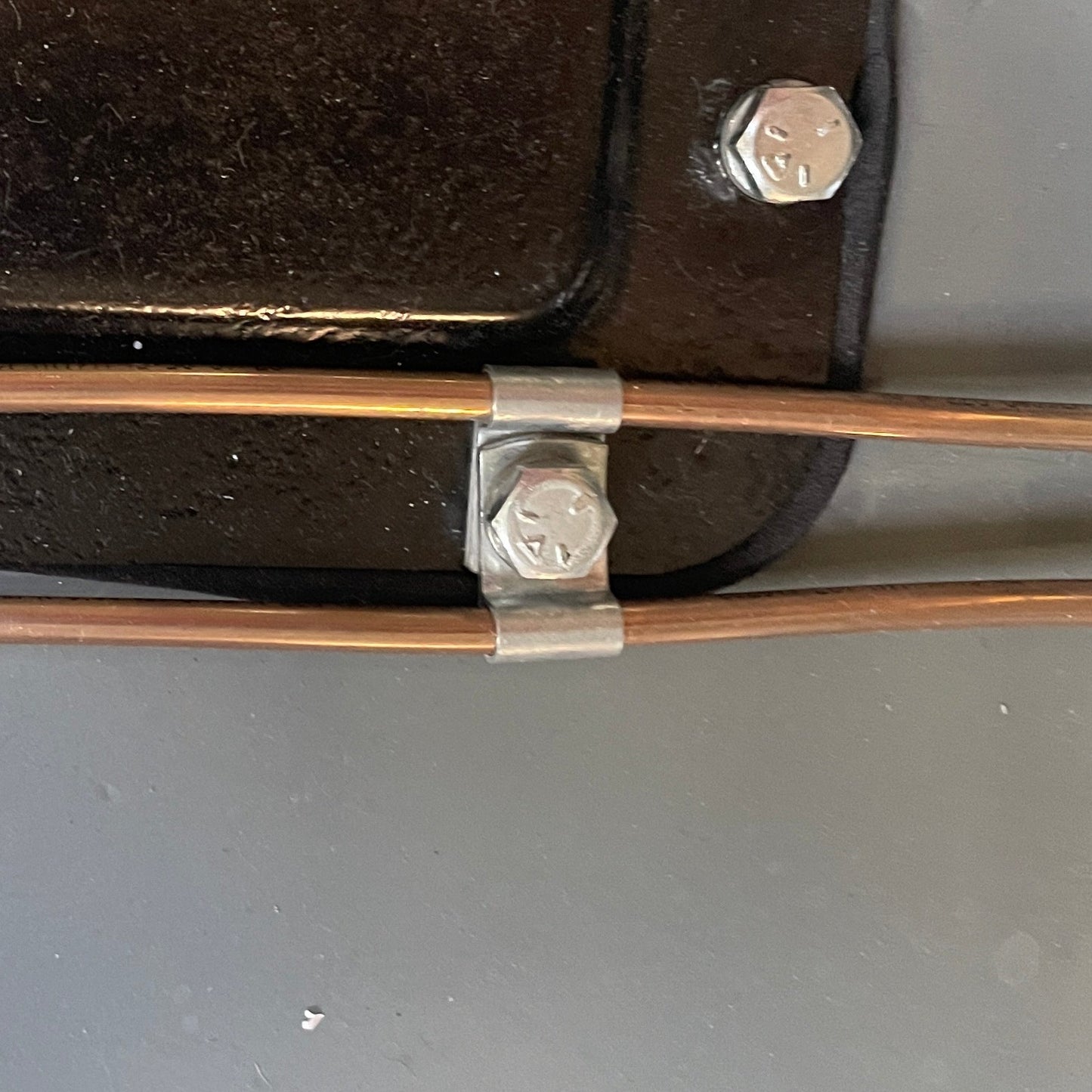 Full Round "P"-style Line Clip (Sold Individually)