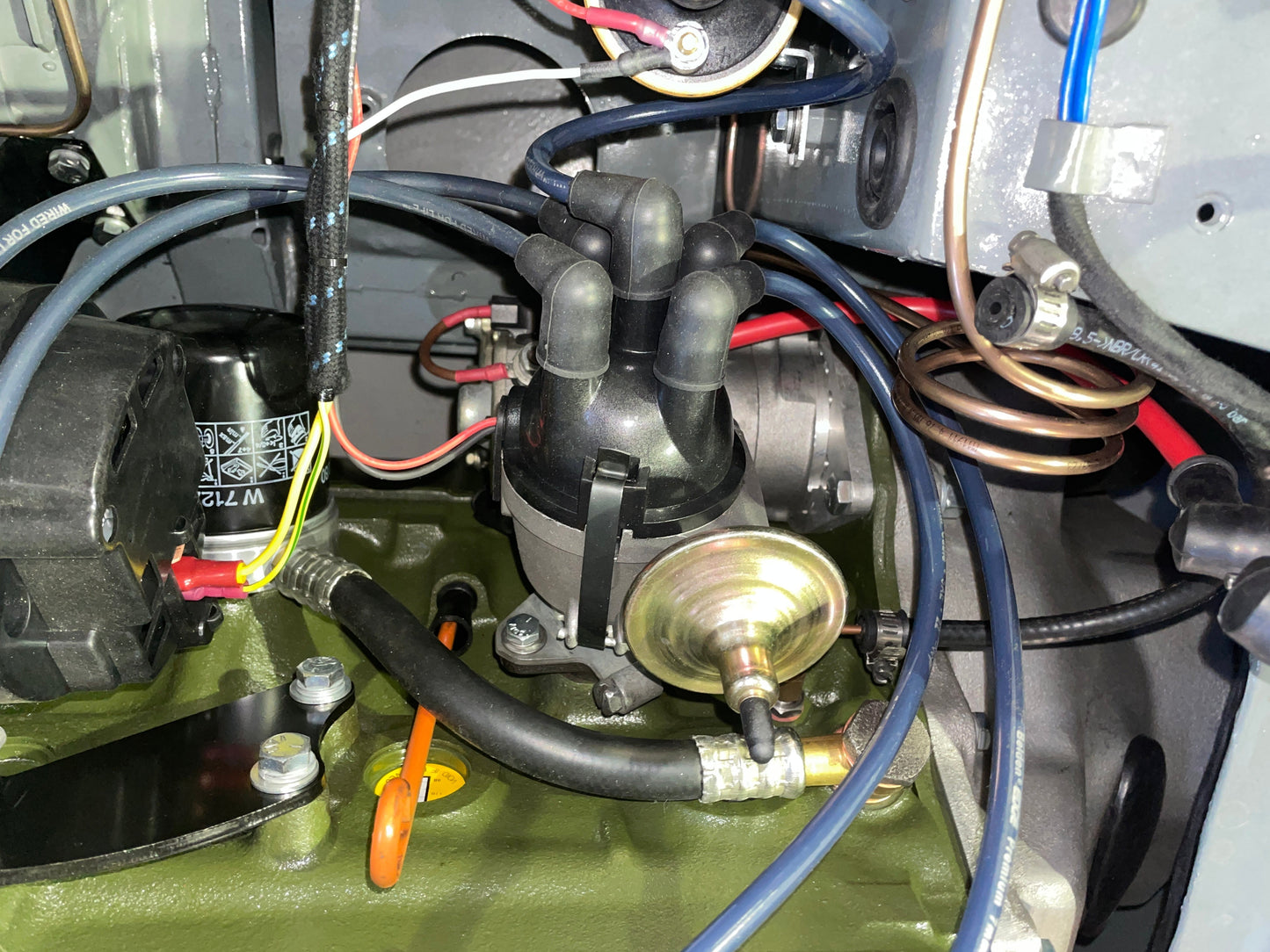 Pertronix Electronic Distributor with Wire Set (948-1275 Engines)