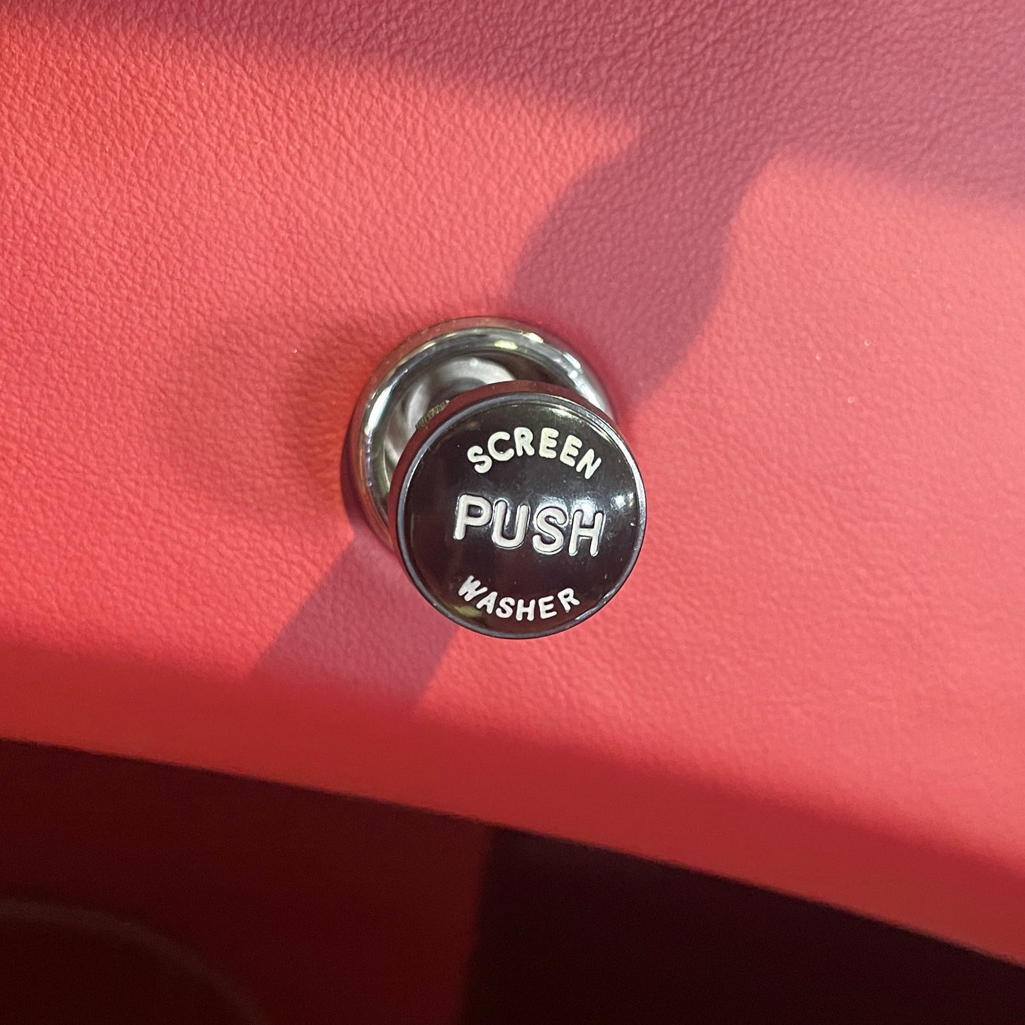 Washer Pump with Knob - (948 Cars)