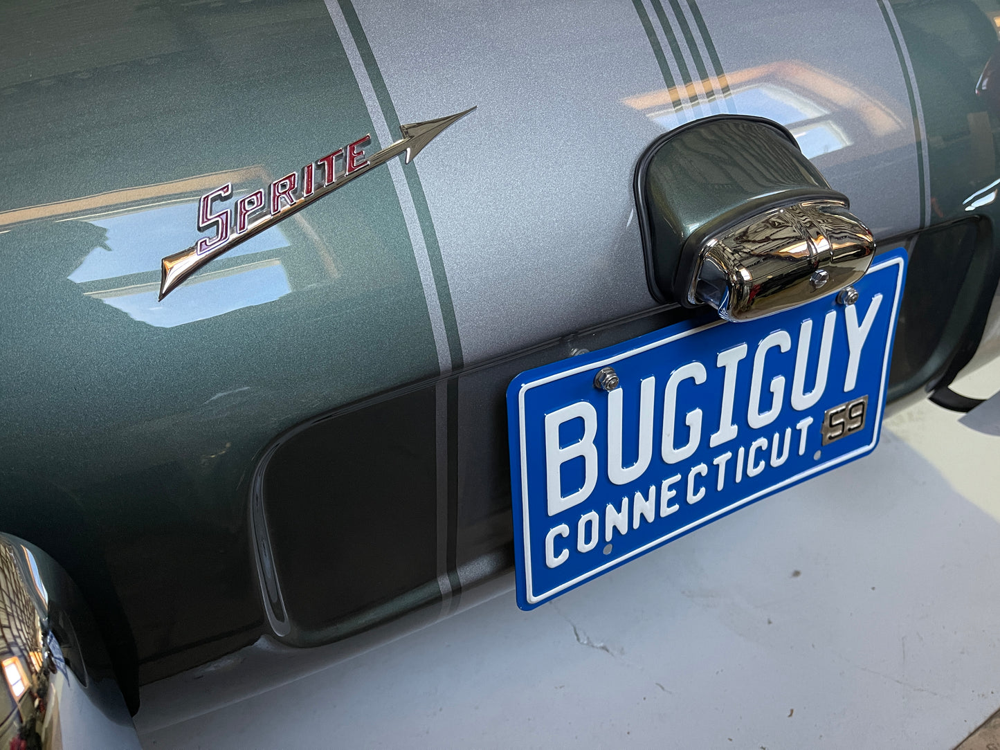 Chrome Trunk/Boot Arrow Badge -(Bugeye)