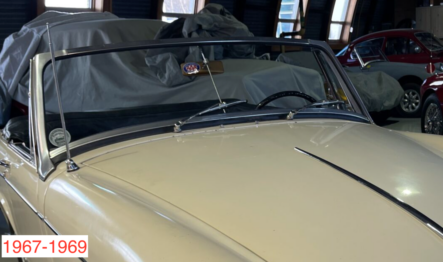 Spridget Windshield Center Post (to hold rear view mirror)