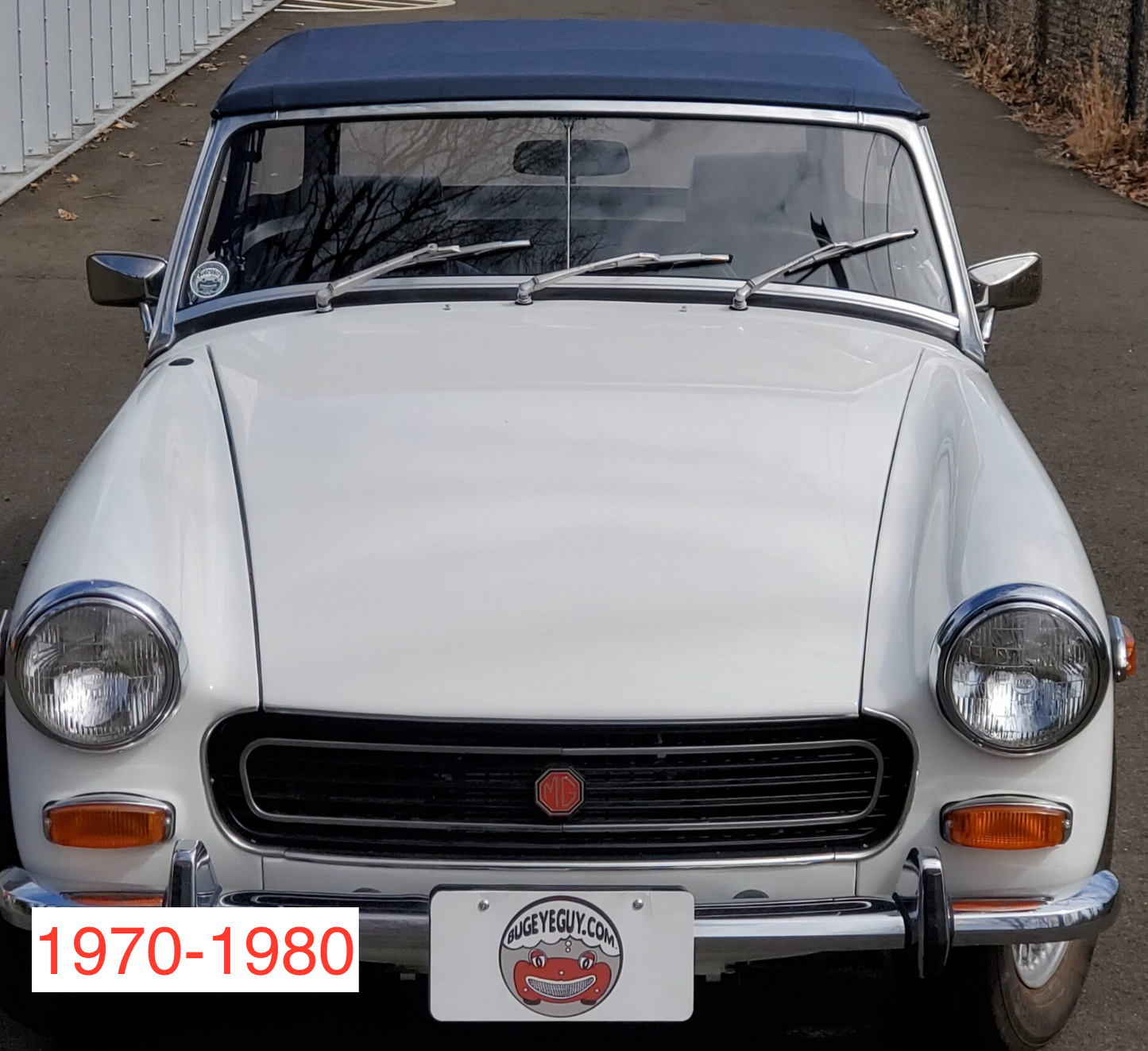 Spridget Windshield Center Post (to hold rear view mirror)