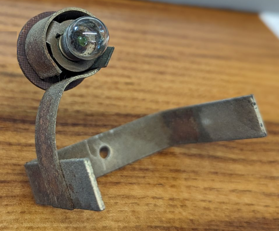 Fuel Gauge & Oil/Water Temp Gauge Bulb Holder