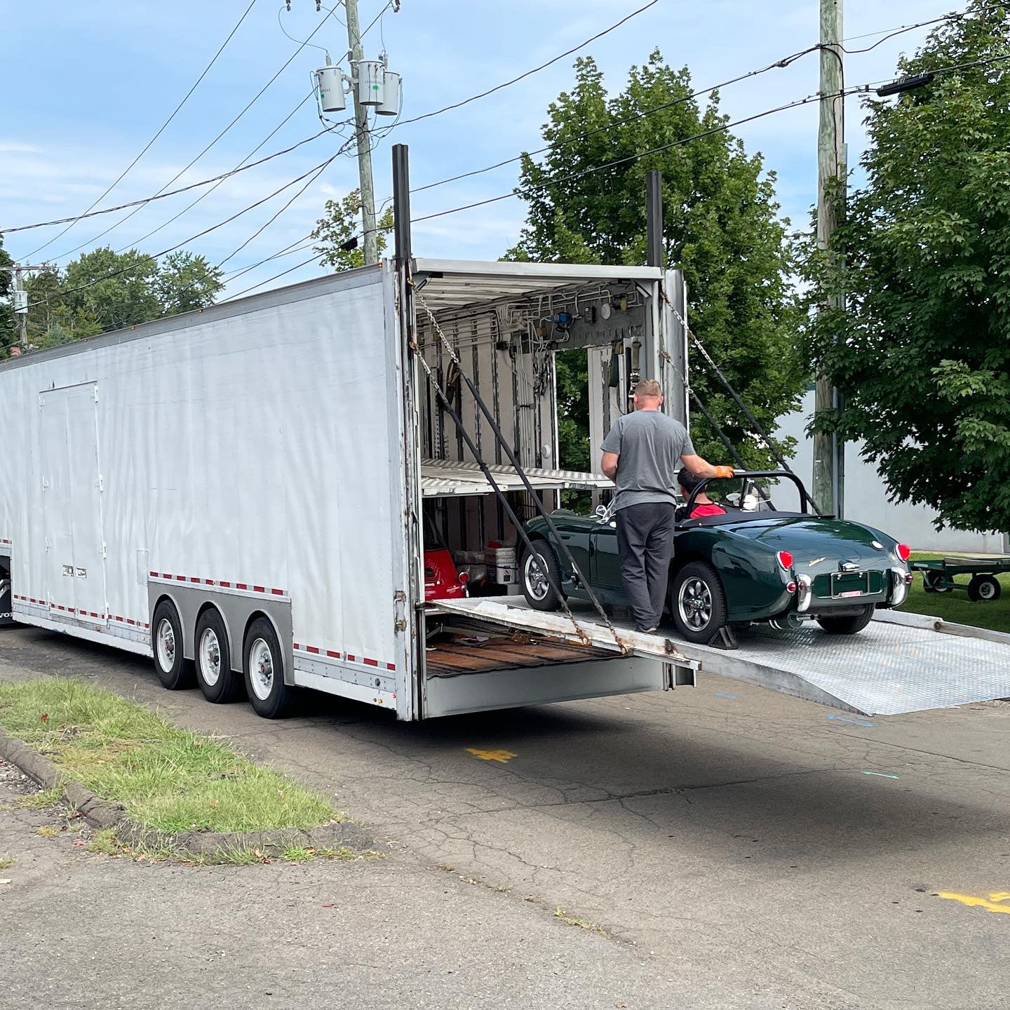 Shipping Brokerage Service - Get Your Car Shipped For A Wholesale Rate!