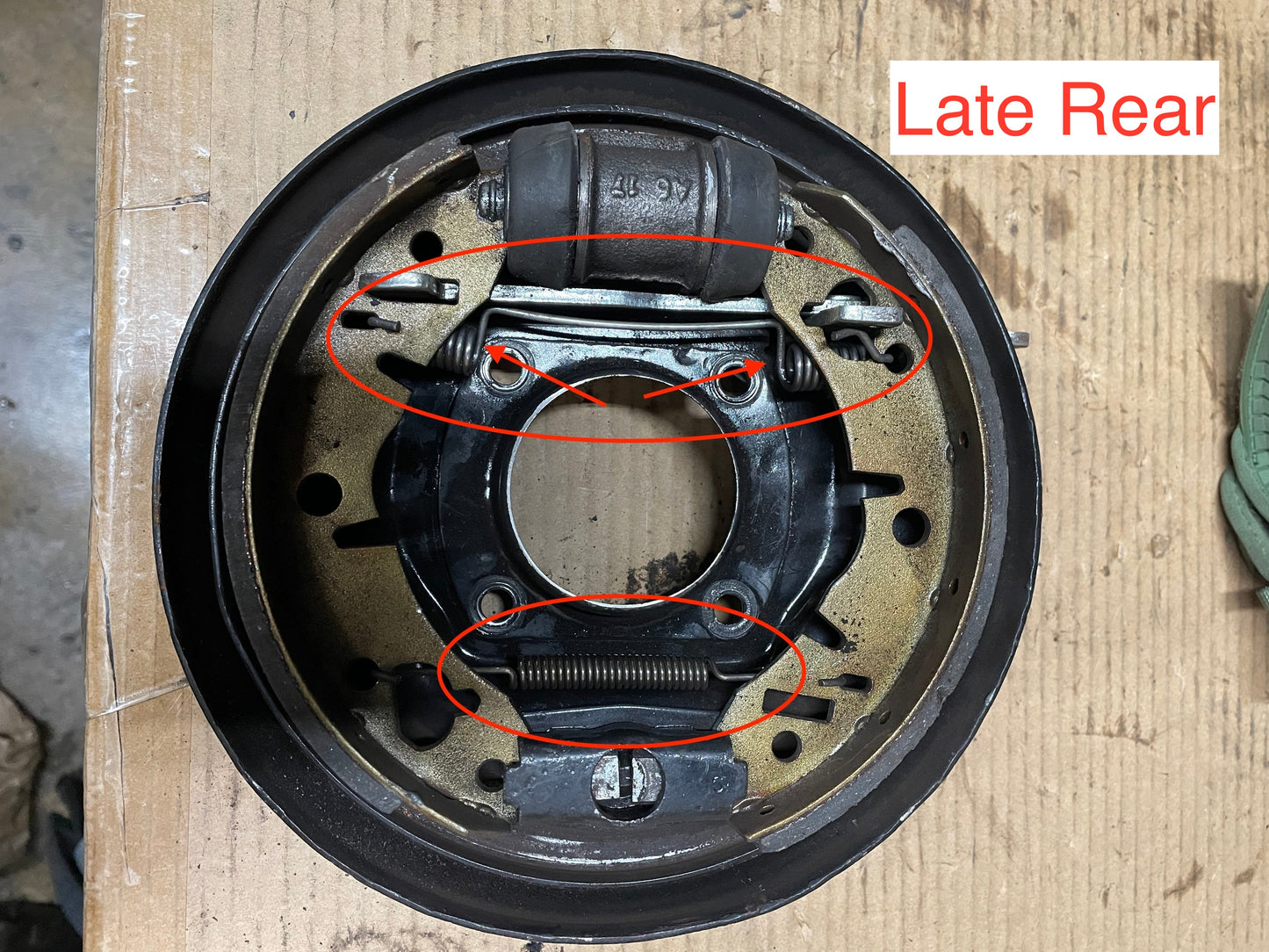 Late Rear Drum Brake Return Spring Kit