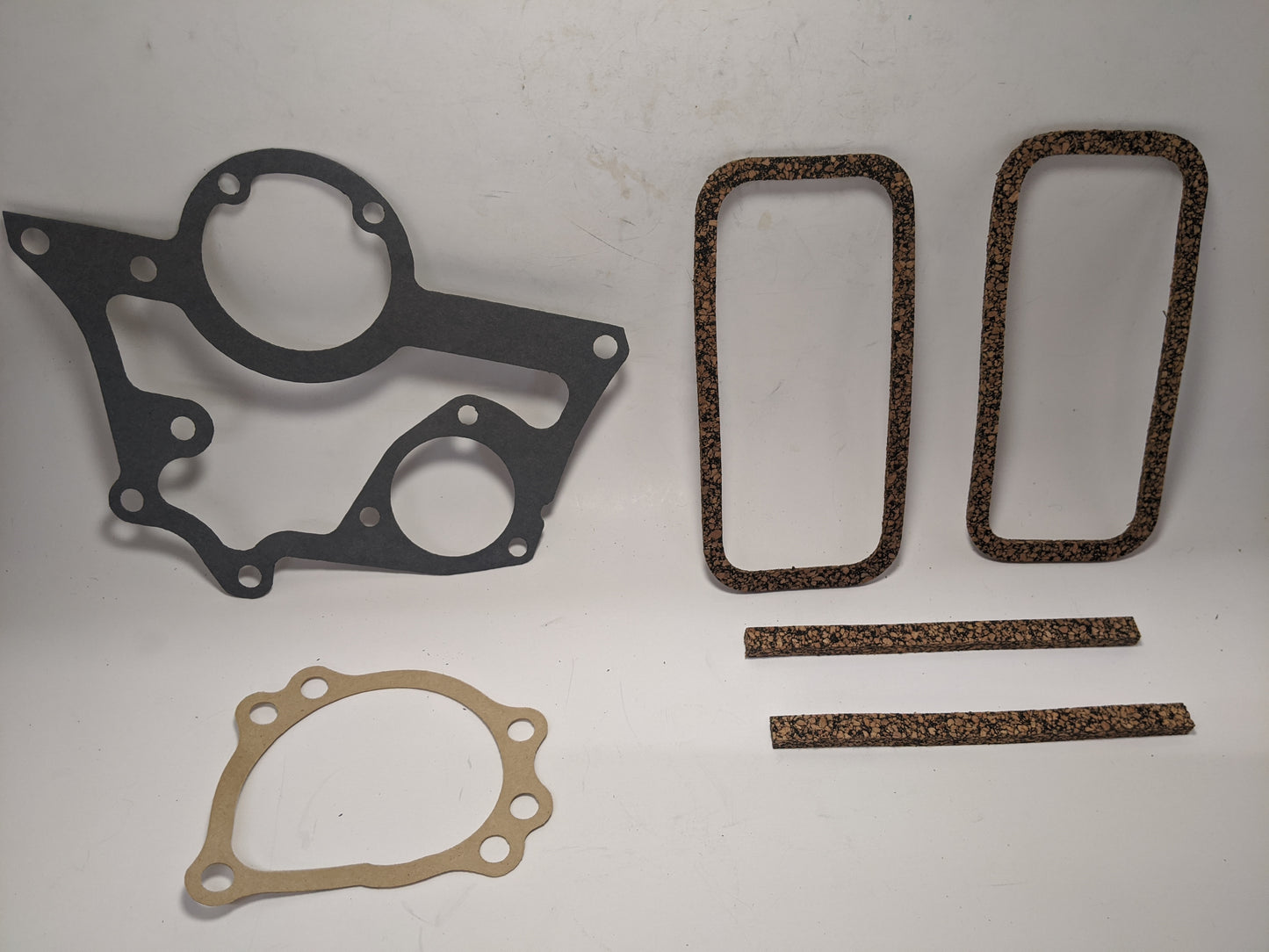 Lower engine gasket set (948-1275 Engines)