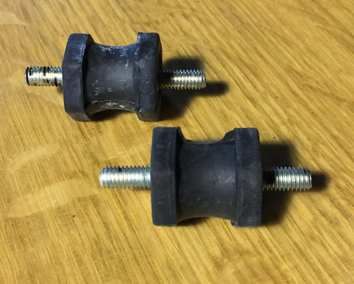 Austin Healey Sprite Fuel pump rubber isolators (sold as pair) - Bugeye