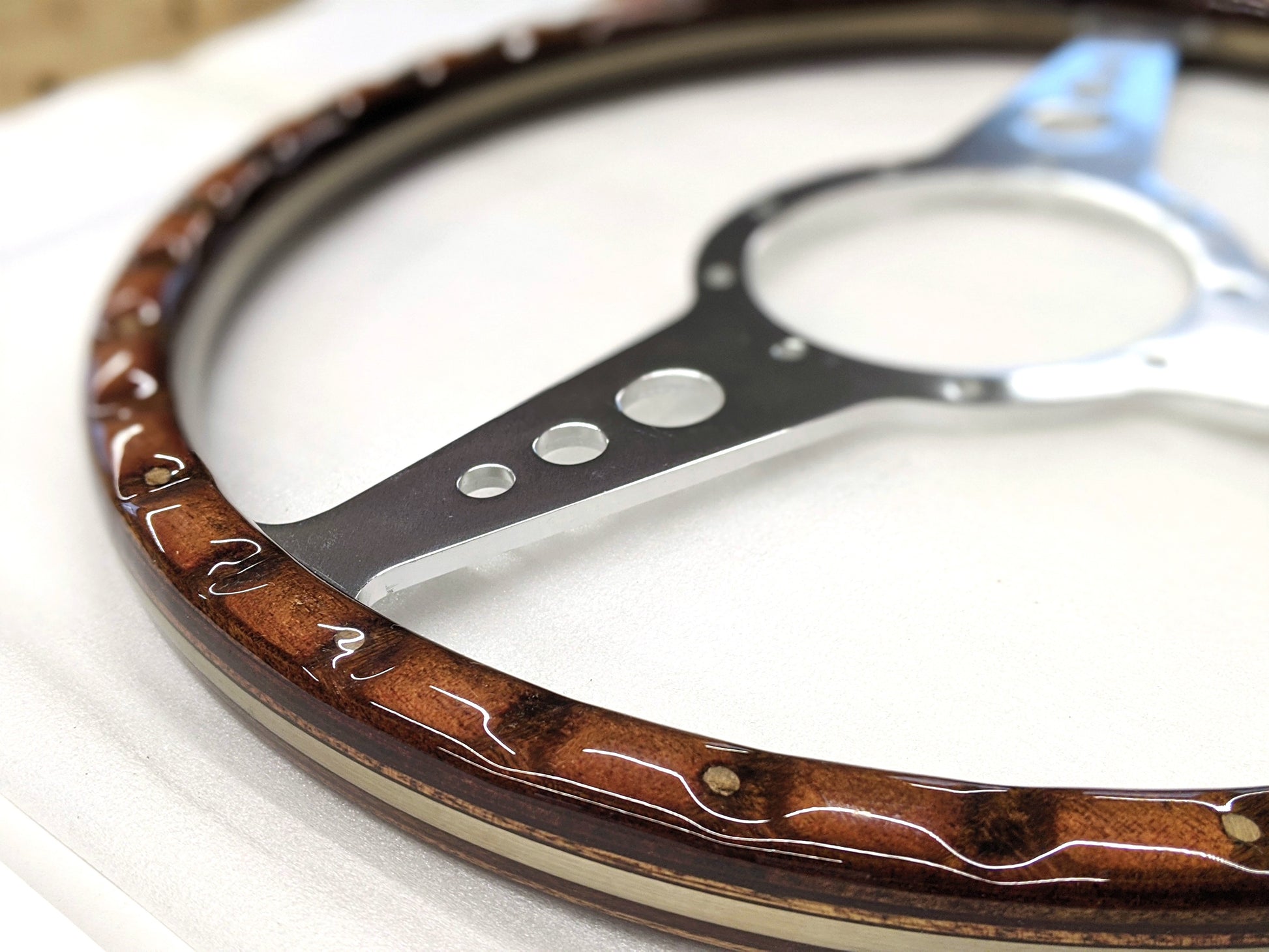 Austin Healey Sprite Big Bugeyeguy Thin Laminated Wood Steering Wheel - 14 Inch  - Bugeye