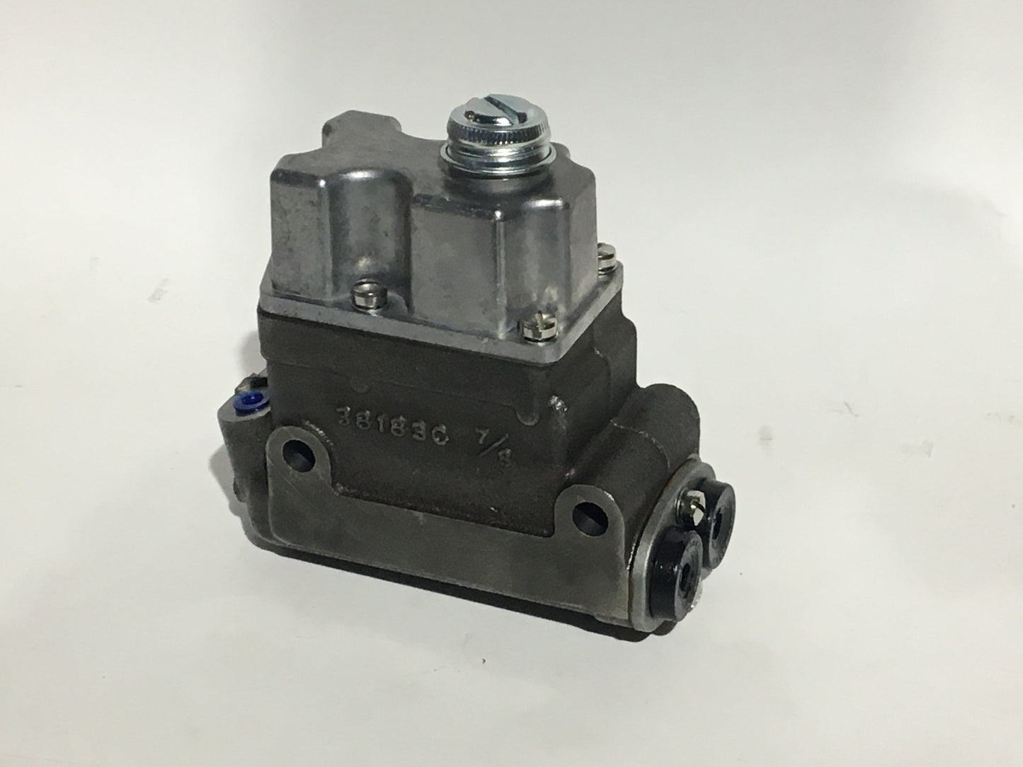Austin Healey Sprite Master Cylinder extra capacity lid with gasket Mechanical - Bugeye