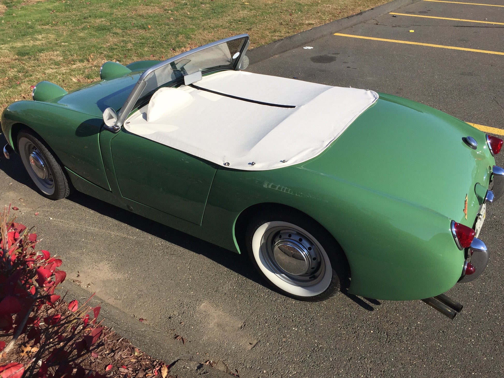 Austin Healey Sprite Wide White Wall tire set for all Spridgets! Exterior - Bugeye