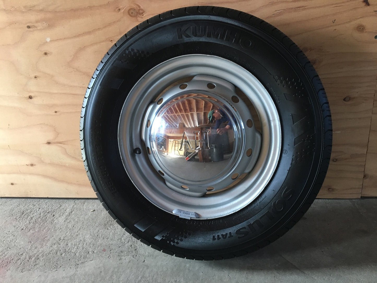 Austin Healey Sprite Sprite radial tire set that look stock but offers superior ride, braking and handling Exterior - Bugeye