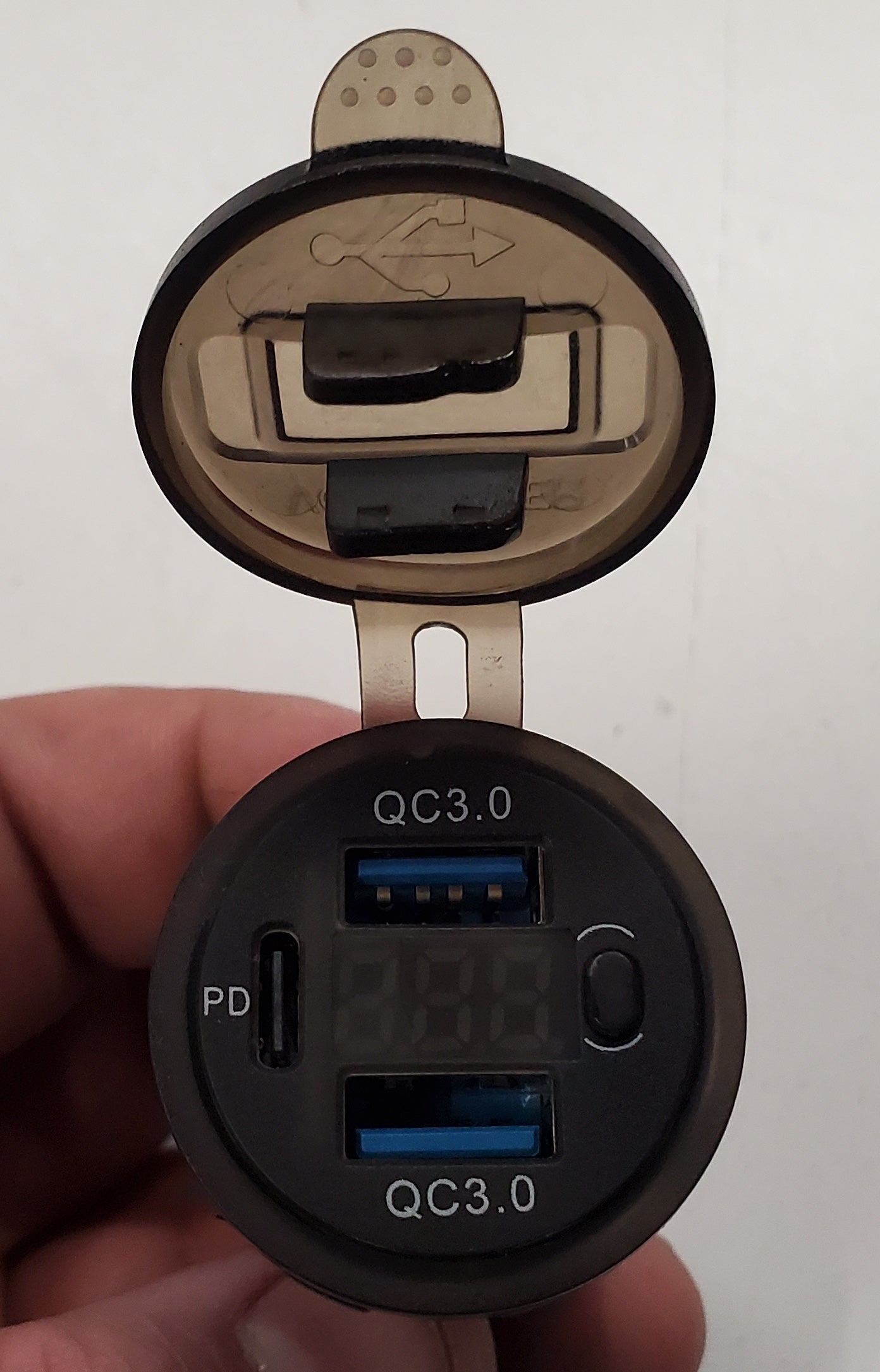 Bugeye USB Port - Bugeyeguys