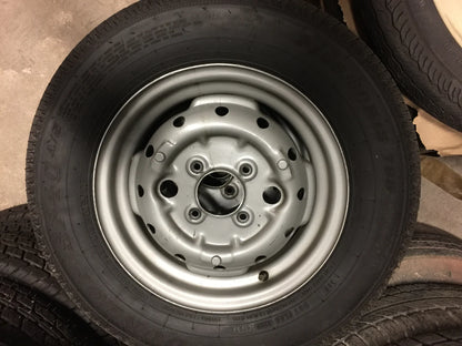 Silver wheel paint, for steel wheels (12 oz aerosol can)