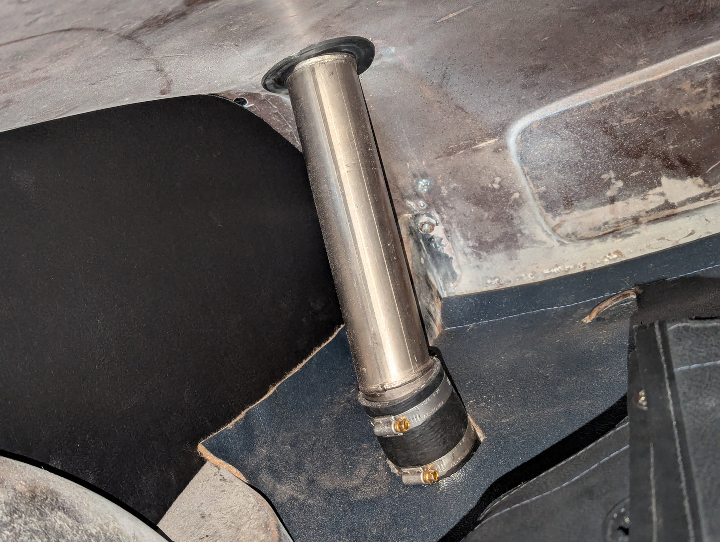 Fuel Tank to Fuel Filler Neck Hose