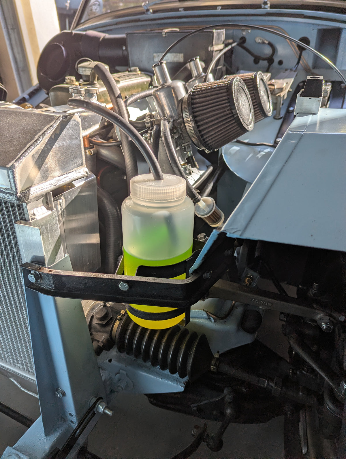 Coolant overflow bottle/oil catch tank, 1 quart (designed for Sprite Mark I, Mark II, & Midget Mark I)