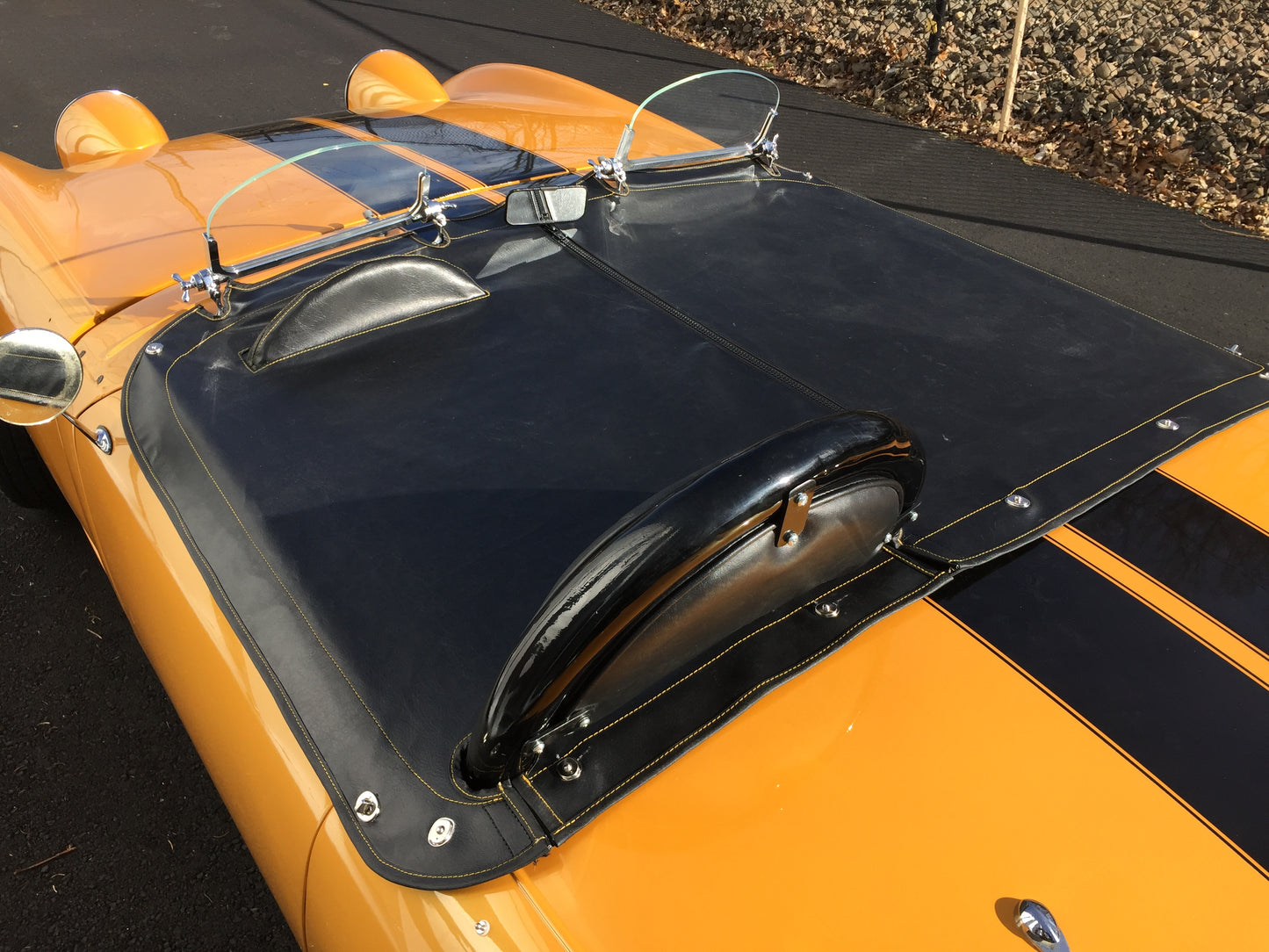 Austin Healey Sprite Brooklands Style Racing Windscreen Exterior - Bugeye