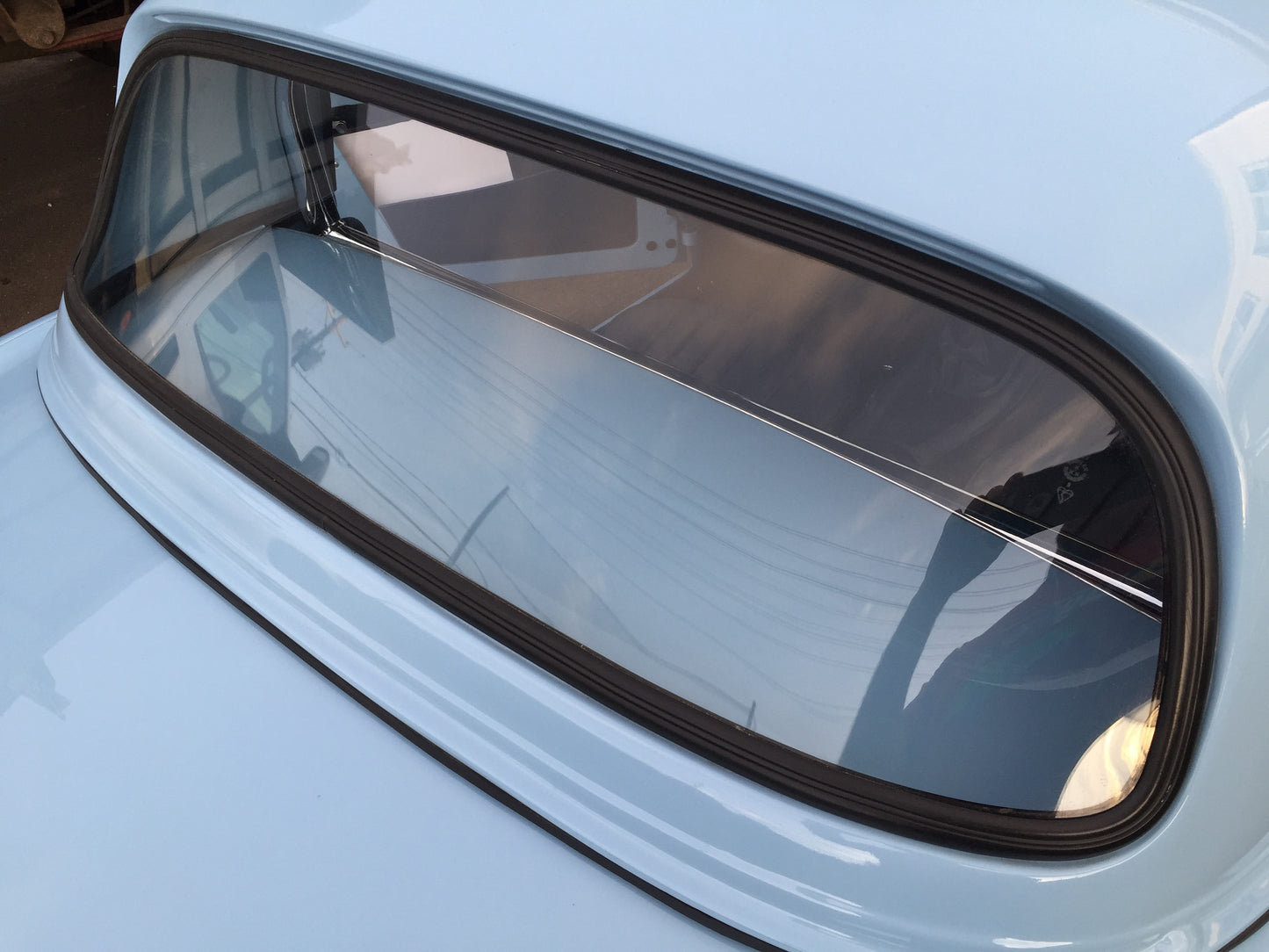 Austin Healey Sprite Hardtop Rear Window Seal with Lockstrip Hardtop - Bugeye