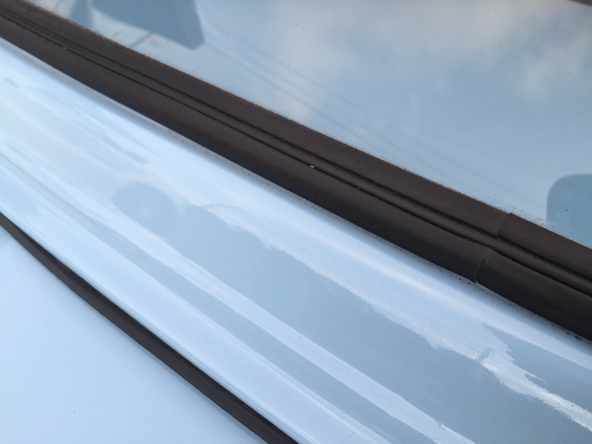 Austin Healey Sprite Hardtop Rear Window Seal with Lockstrip Hardtop - Bugeye