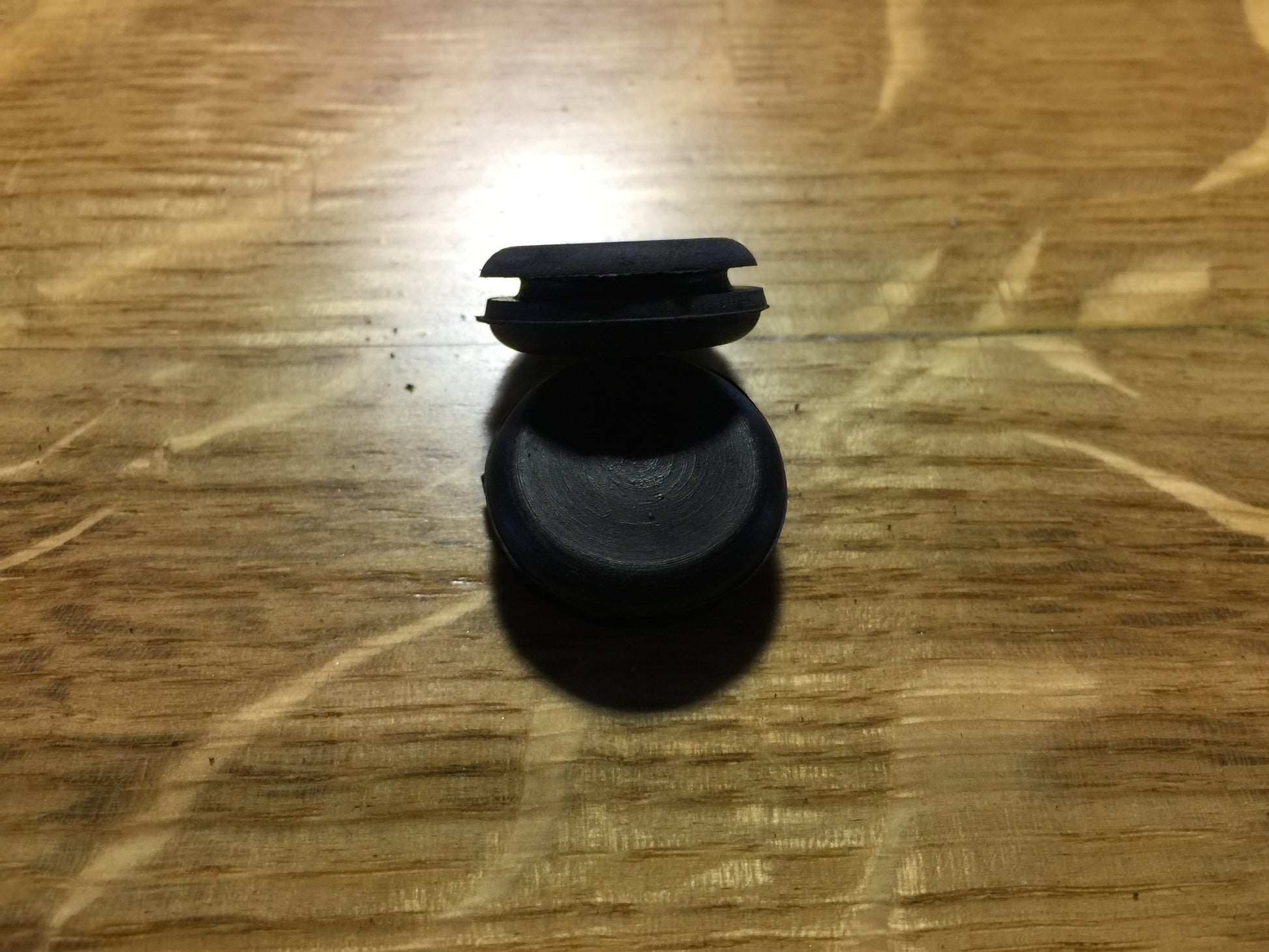 Austin Healey Sprite Sprite door hinge screw rubber plugs (set of 8)  - Bugeye